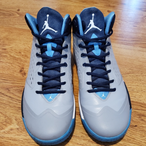Jordans - Picture 2 of 5